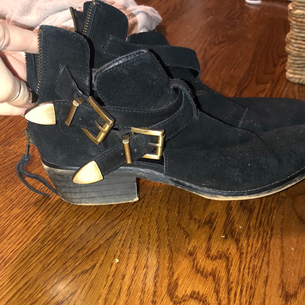 Steve Madden boots